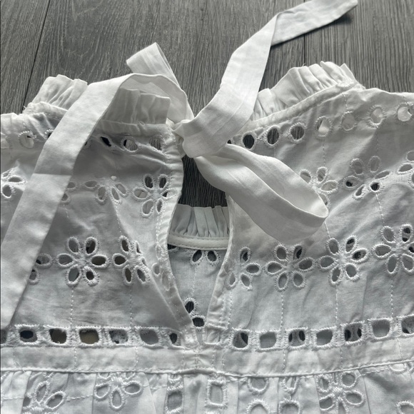 NWT J.Crew Tie-Back Top in Ditsy Eyelet - Picture 3 of 3